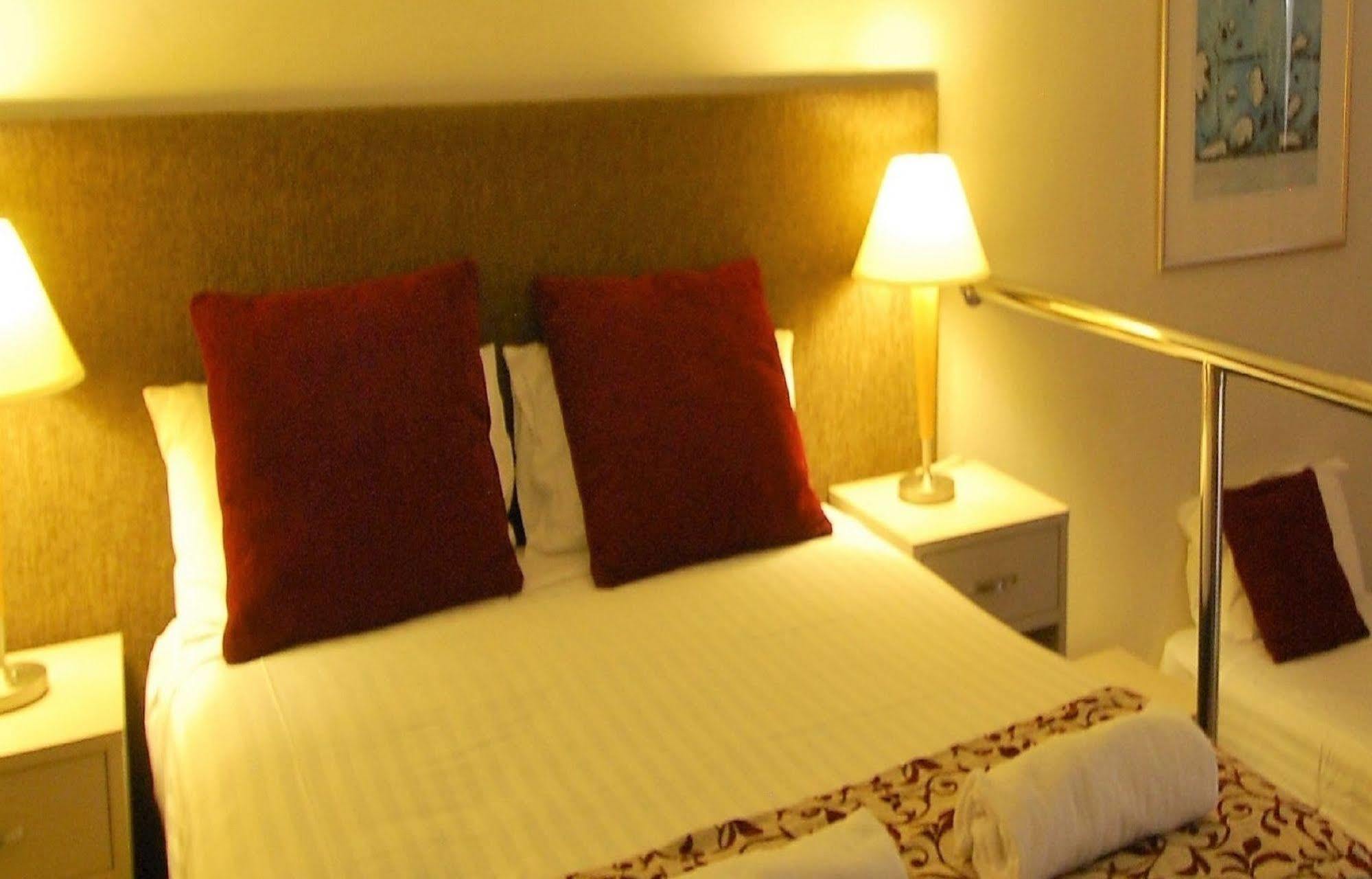 Fern Bay Motel 3*