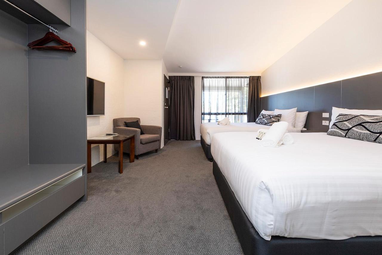 Fern Bay Motel 3*